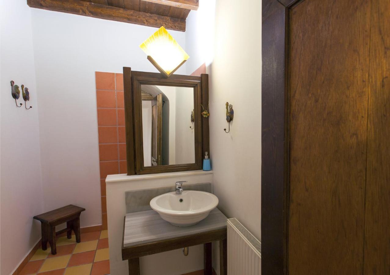 Mpelleiko Hotel Stemnitsa Luaran gambar