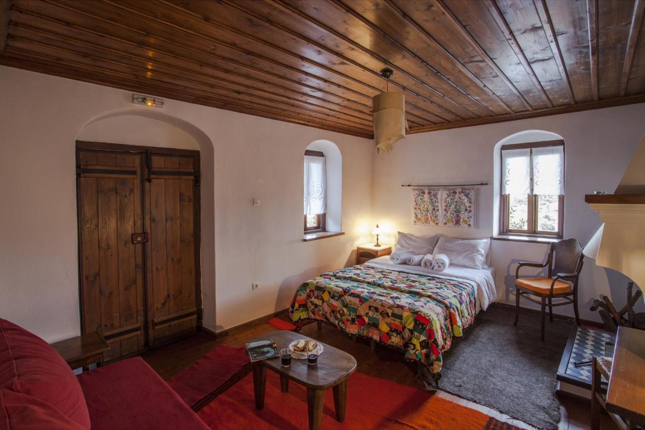Mpelleiko Hotel Stemnitsa Luaran gambar